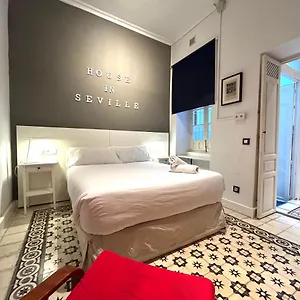 In V33-b , Séville Espagne